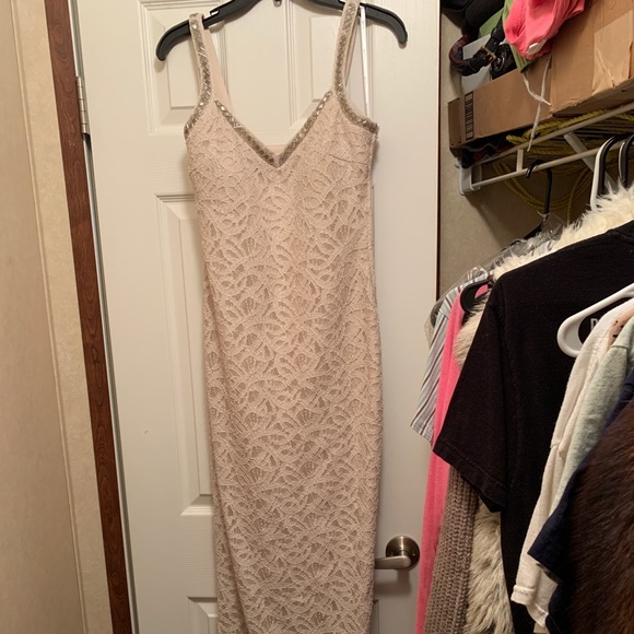 Meet your Posher, Lisa - Picture 4 of 5